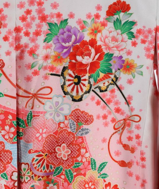 お宮参りの女の子用初着・産着 | 白×ピンクグラデ地に桜と花車No.26